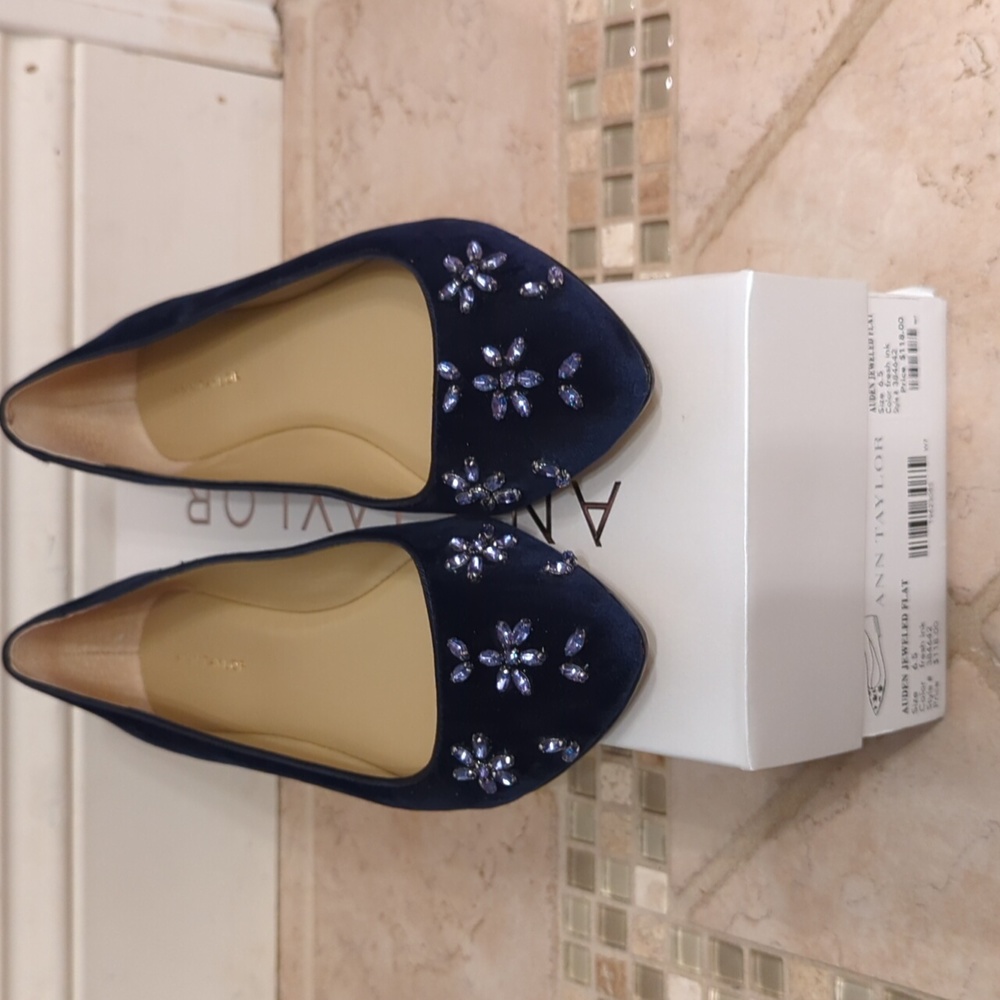 Women's Flats